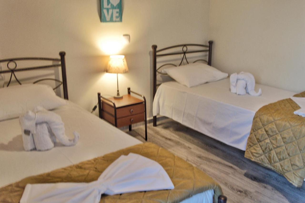 Appartamento La Maison Bleue Lixouri Esterno foto